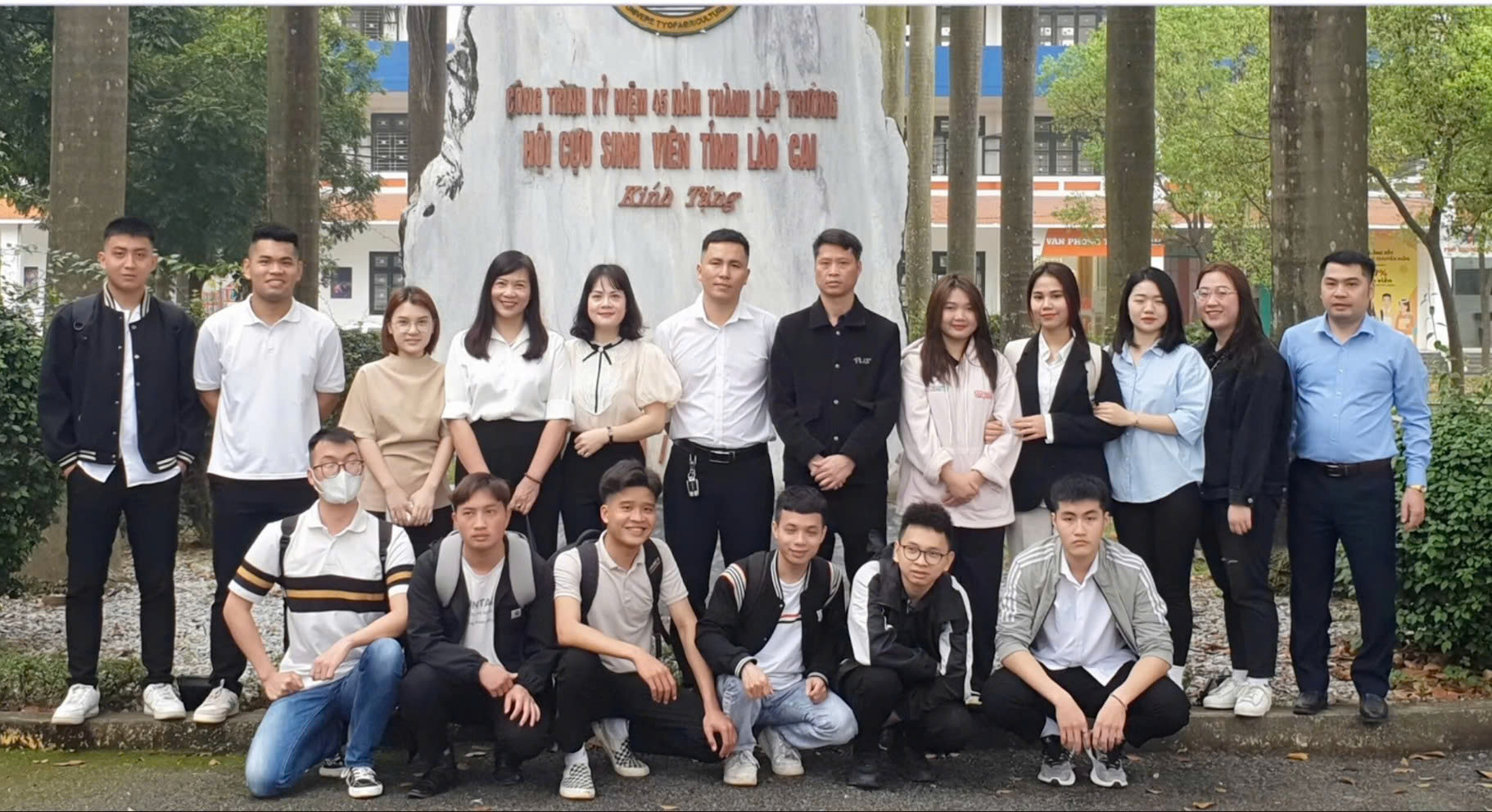 Thực tập sinh K51 khoa quản lý đất đai tại Công ty TNHH MTV Kim Hoàng